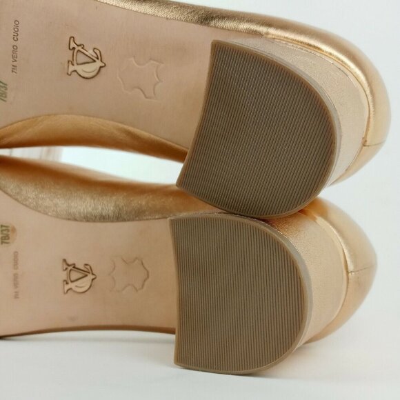 Vince Camuto Signature 7M Gold Metallic Open Toe Block Heel Shoes Lamb Leather - Picture 10 of 12